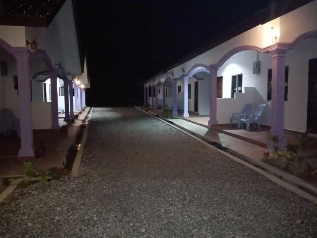 White Cottage Chalet - photo 10