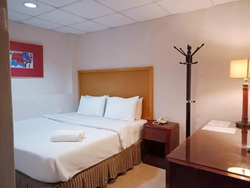 Golden Court Hotel @ Taman Pelangi - photo 4