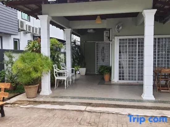RR Homestay D' Lot 144 Chukai Kemaman - photo 2
