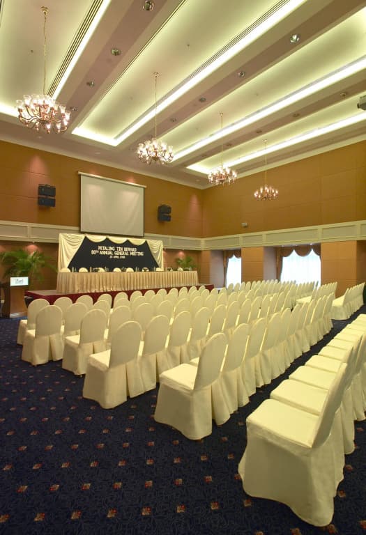 Royale Chulan The Curve - photo 16