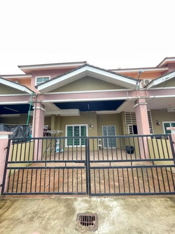 Ritz Homestay at Gong Badak, Kuala Terengganu - photo 9