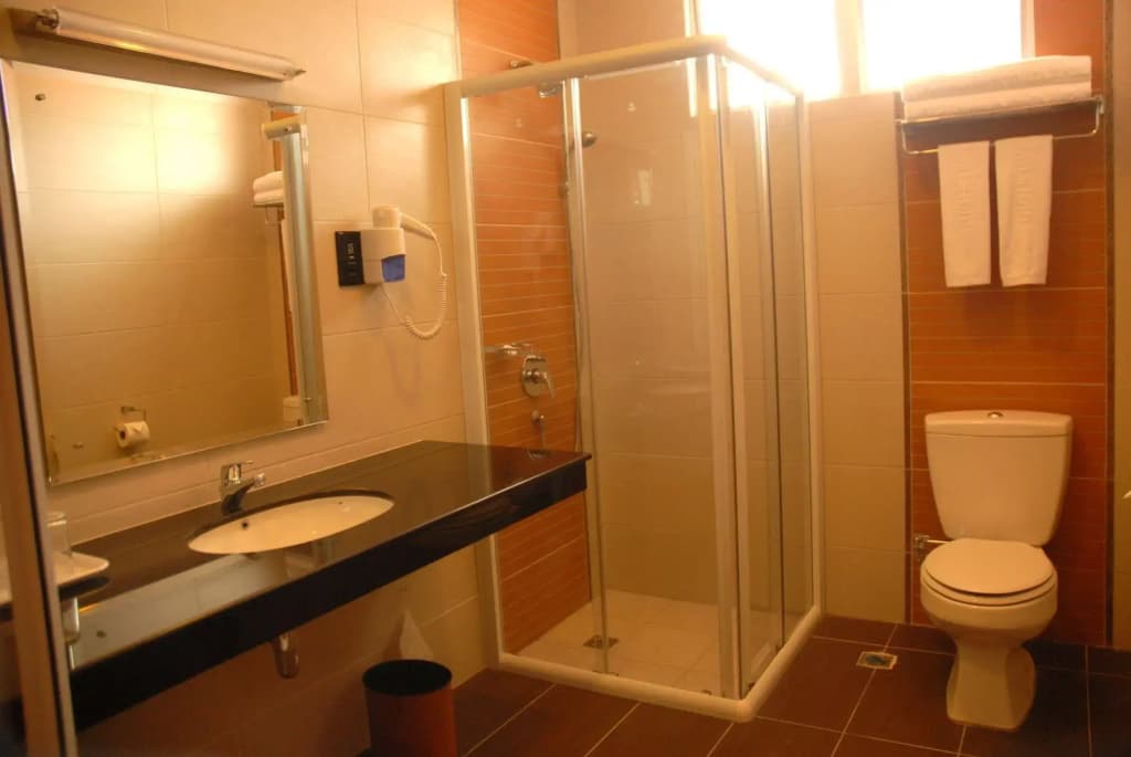 The Pavilion Hotel - photo 10