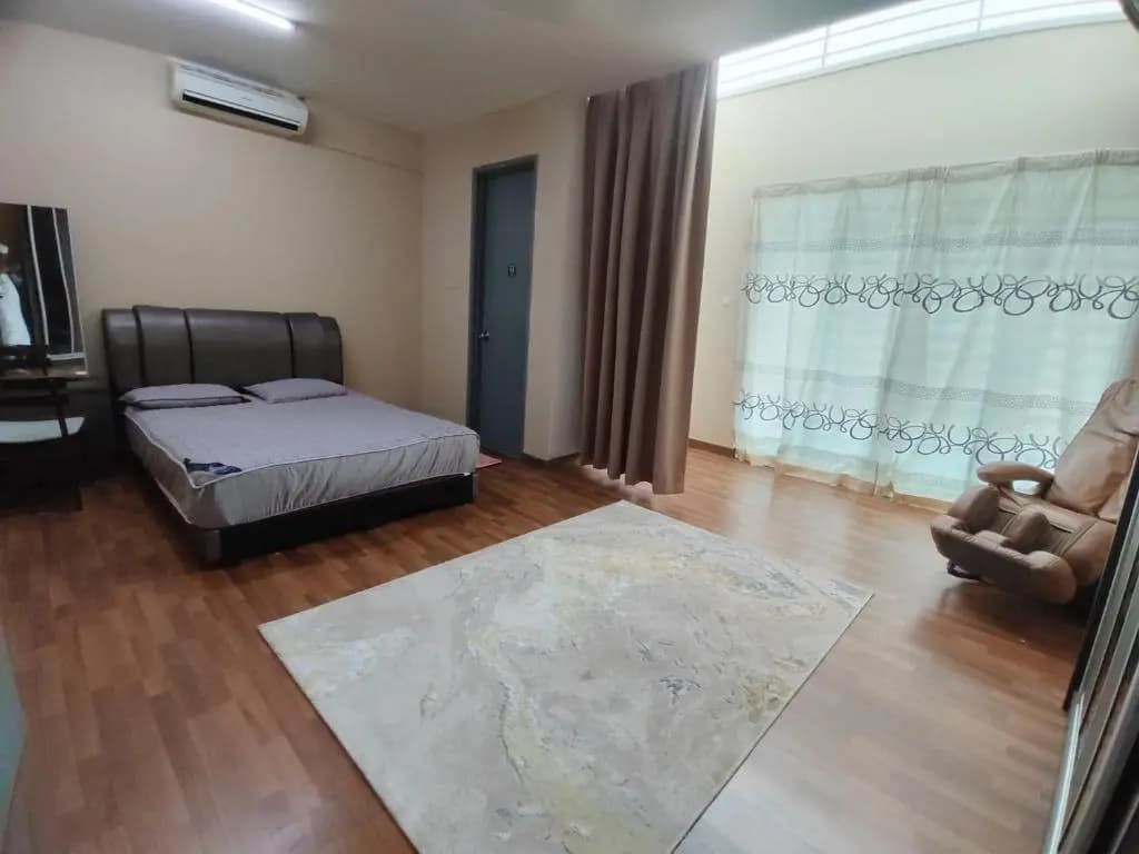 Tiara Homestay - for Malay only - photo 6