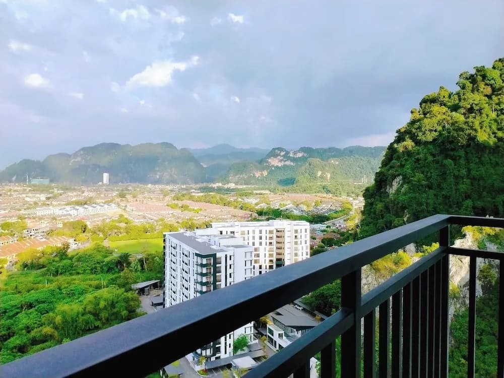 Ipoh Cove Hillside Mini Waterpark Family Suite - photo 10