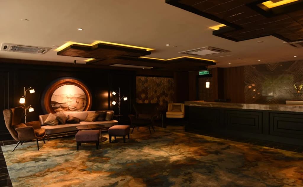Vangohh Eminent Hotel & Spa - photo 26