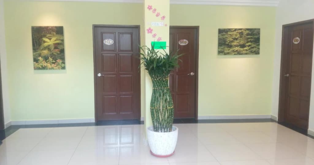 Sam Jade Guest House - photo 1