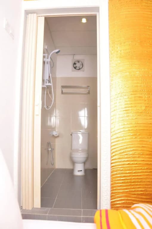 Easy Hotel - photo 10