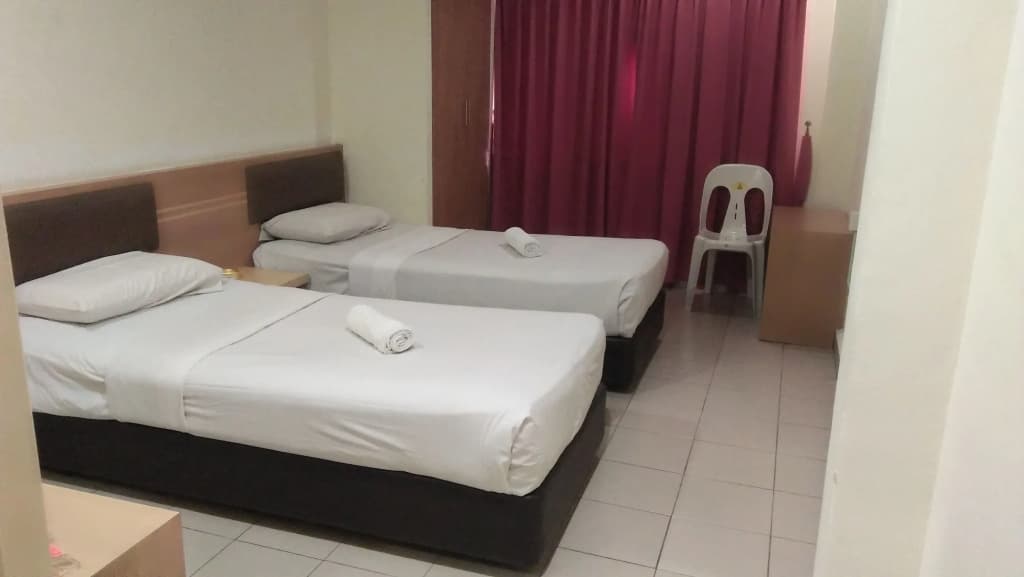 Dragon Inn Premium Hotel ( J.B) Sdn Bhd - photo 4