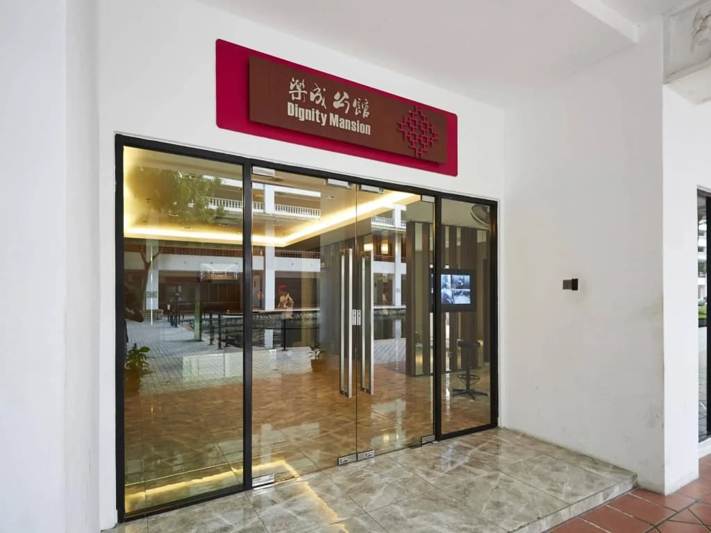 The heritage serviced suites - photo 1