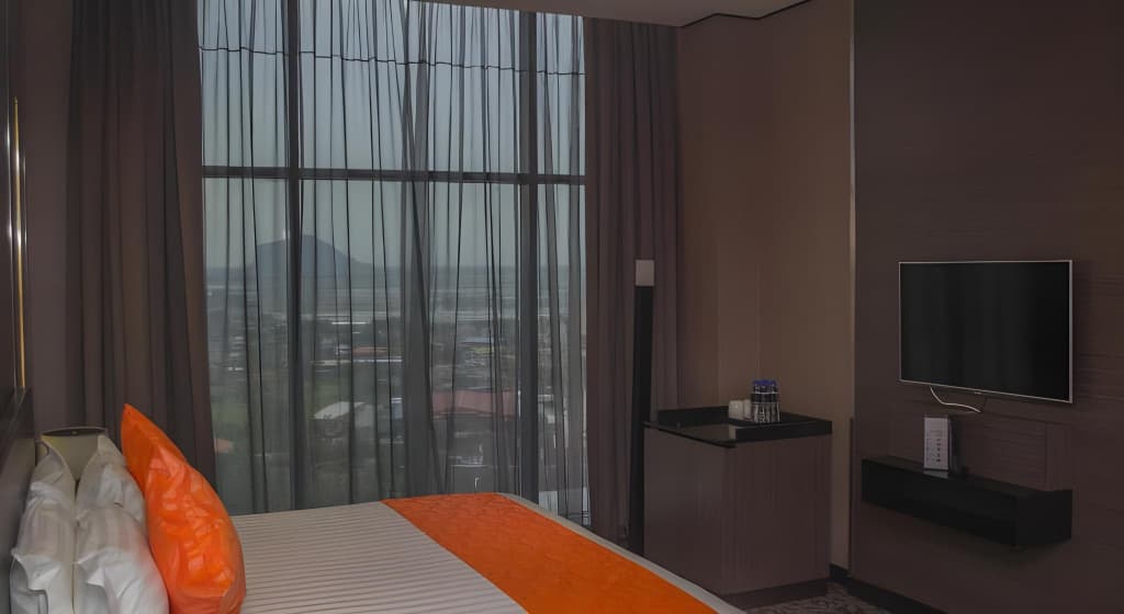 Grand Alora Hotel - photo 35