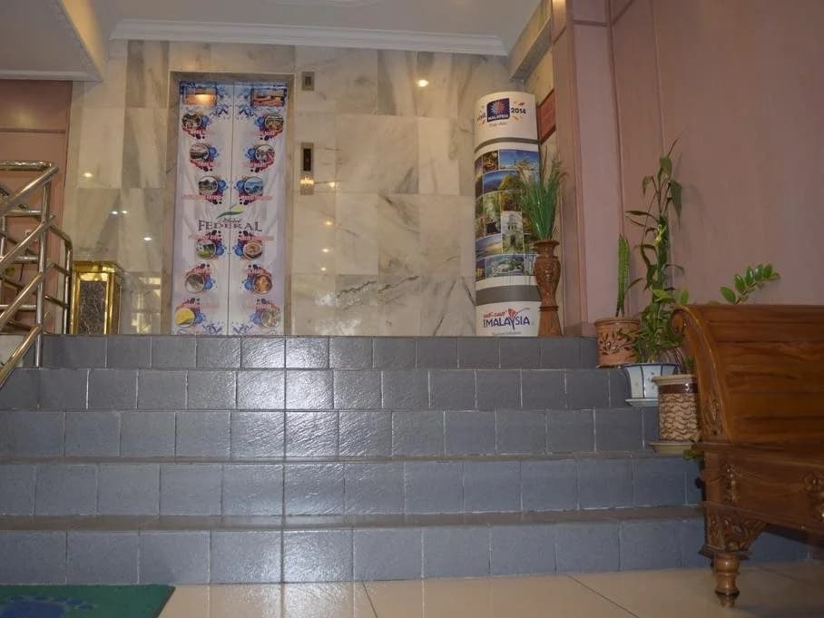 Federal Hotel - photo 12