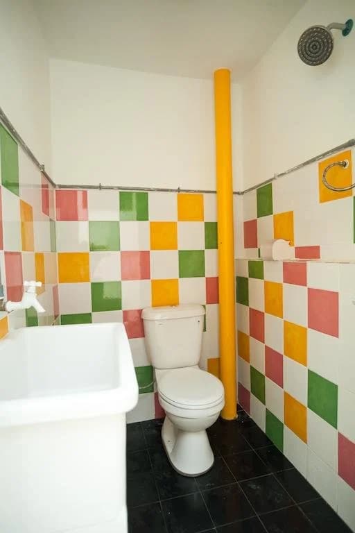 Clockwise Hostel - photo 14