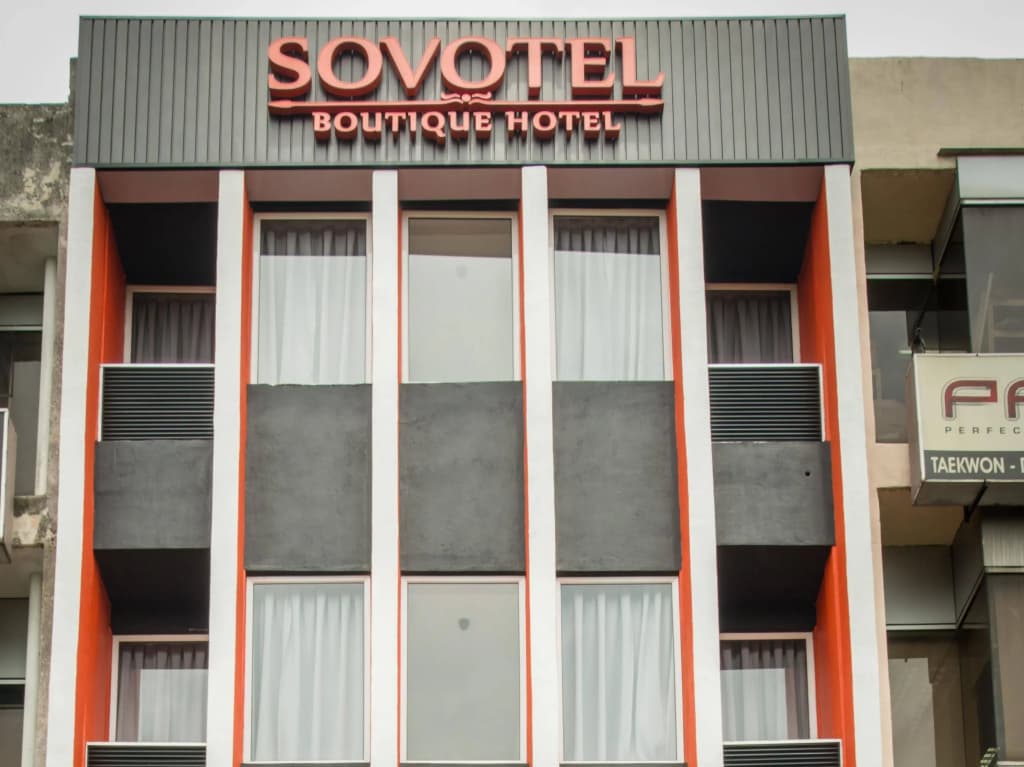 Sovotel Boutique Hotel at Uptown 36 - photo 1