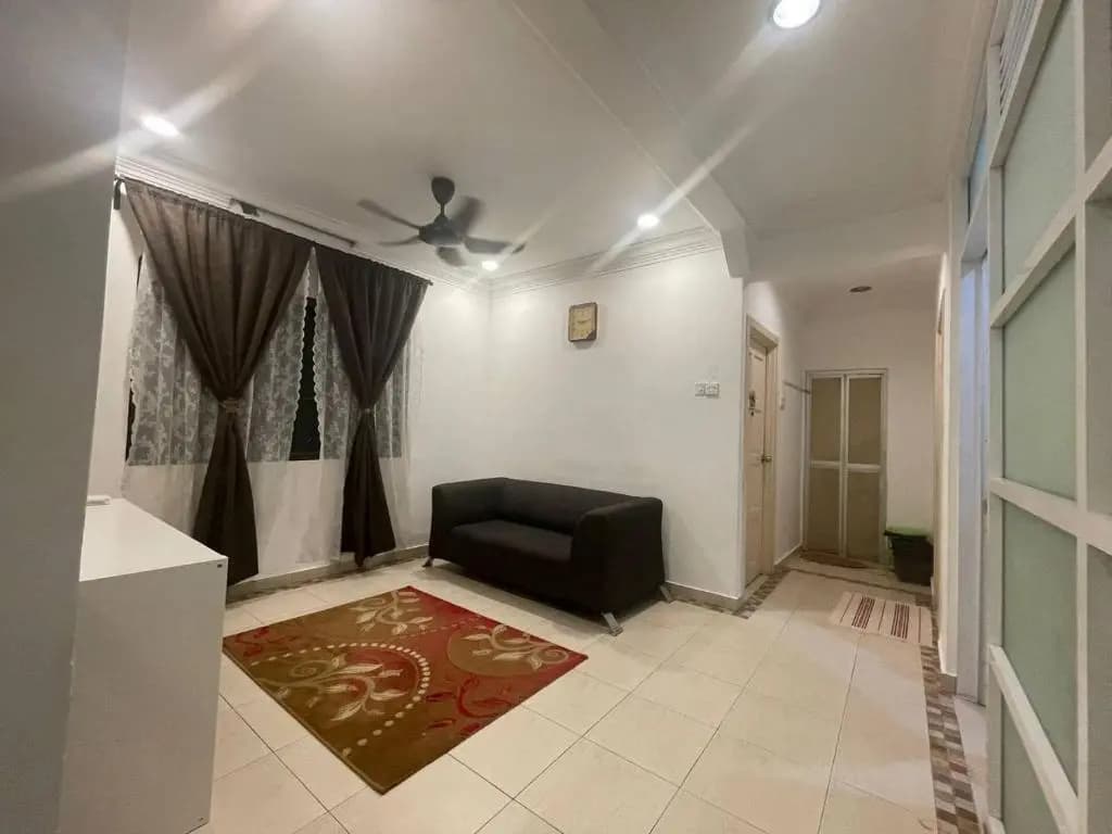 Homestay Laman Nuri, Kota Damansara - photo 7
