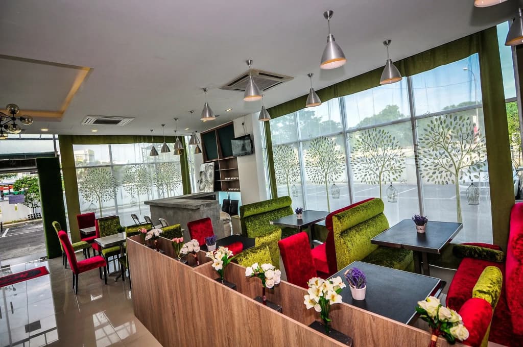 Le Garden Hotel - photo 22