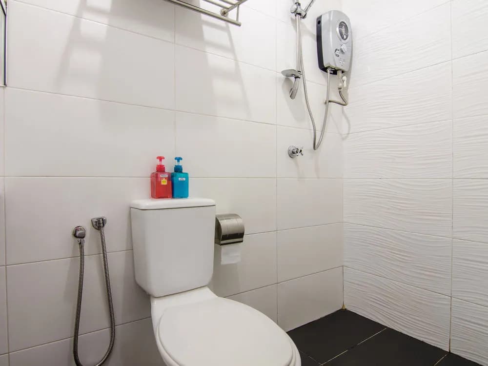 OYO 272 I Hotel - photo 8