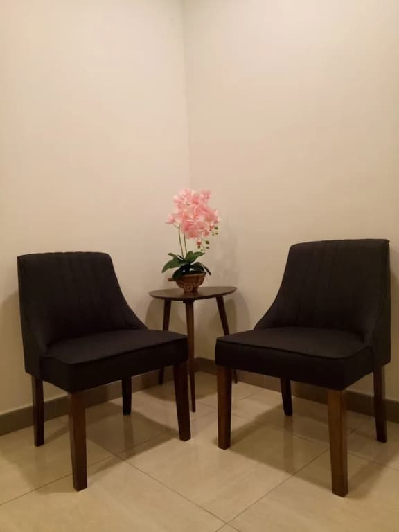 The Octagon by PM Suites & Apartment - photo 2