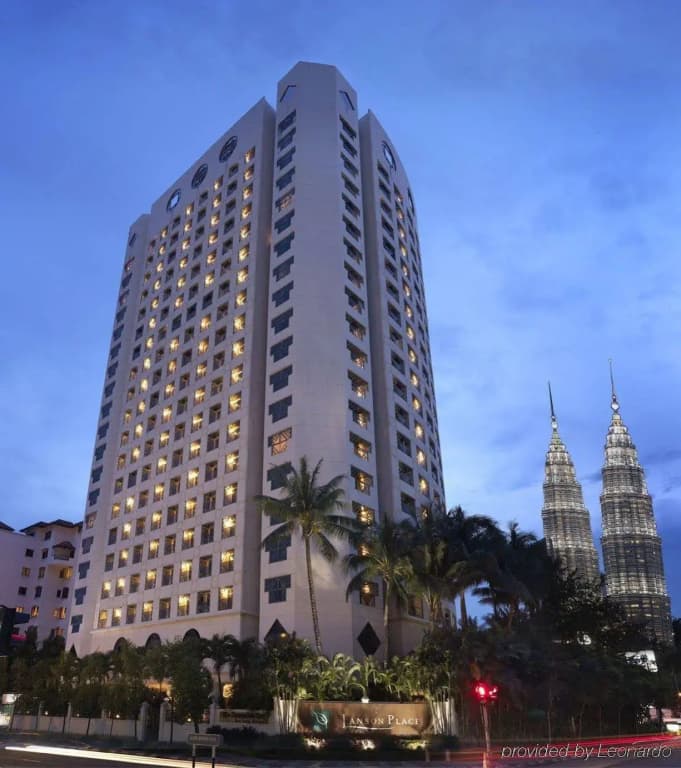 Ambassador Row Hotel Suites by Lanson Place - photo 14