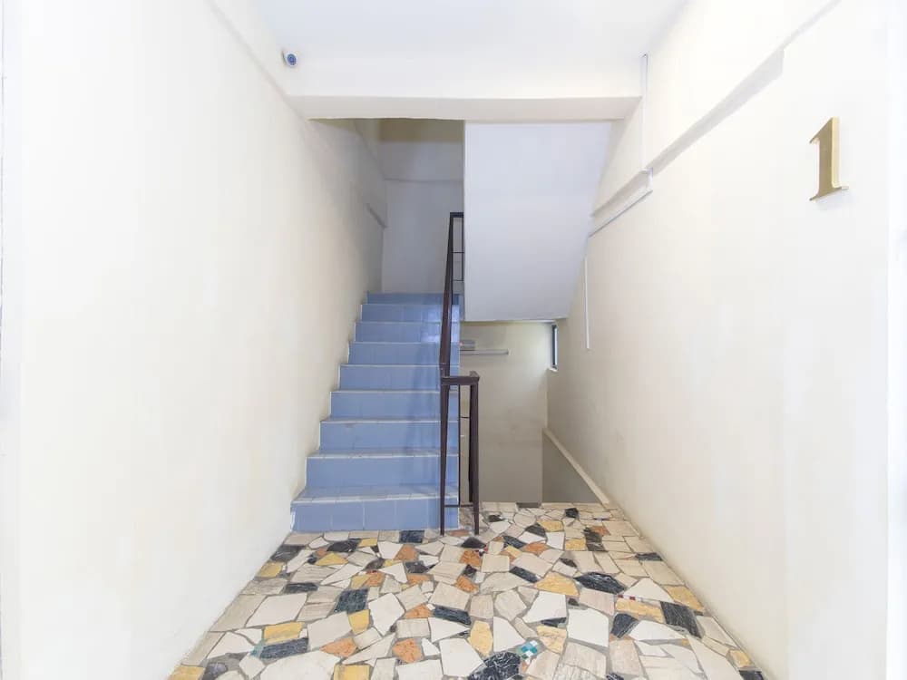 OYO 124 Hotel Seniman Sentul - photo 12