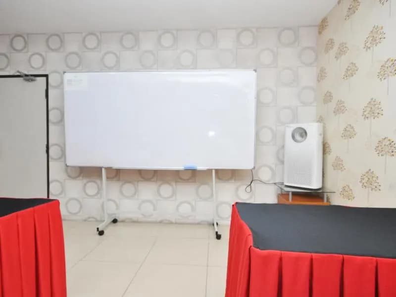 OYO 886 ADA Hotel & Apartment - photo 15