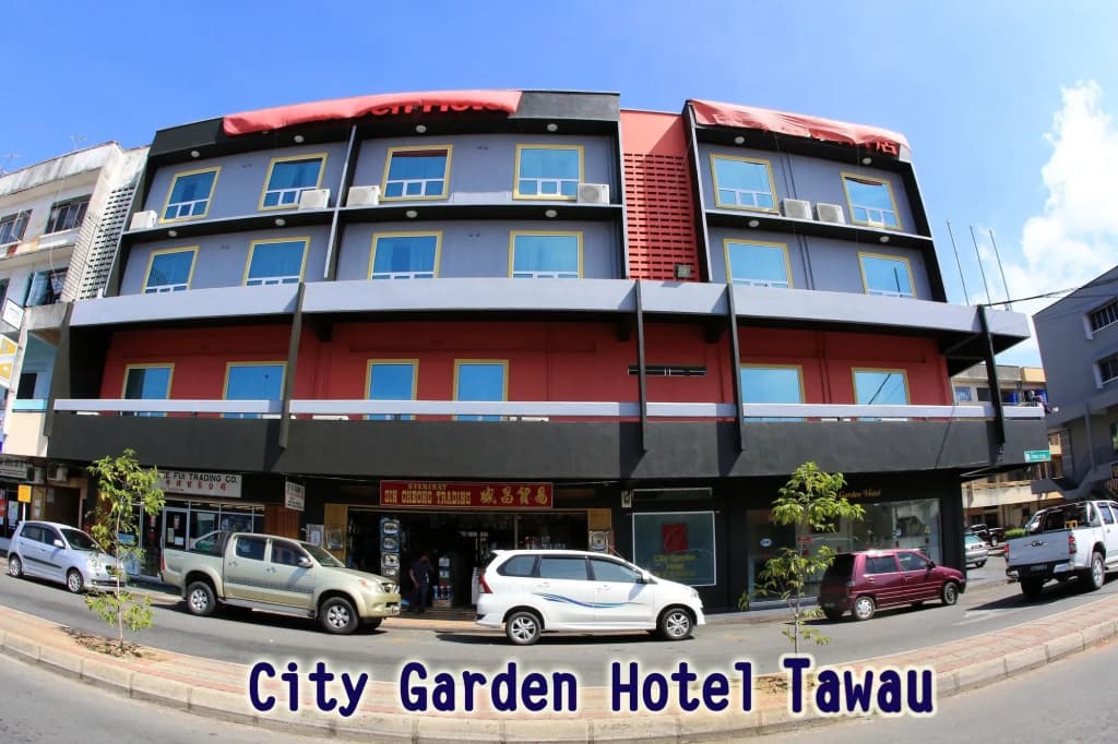 City Garden Hotel - photo 1