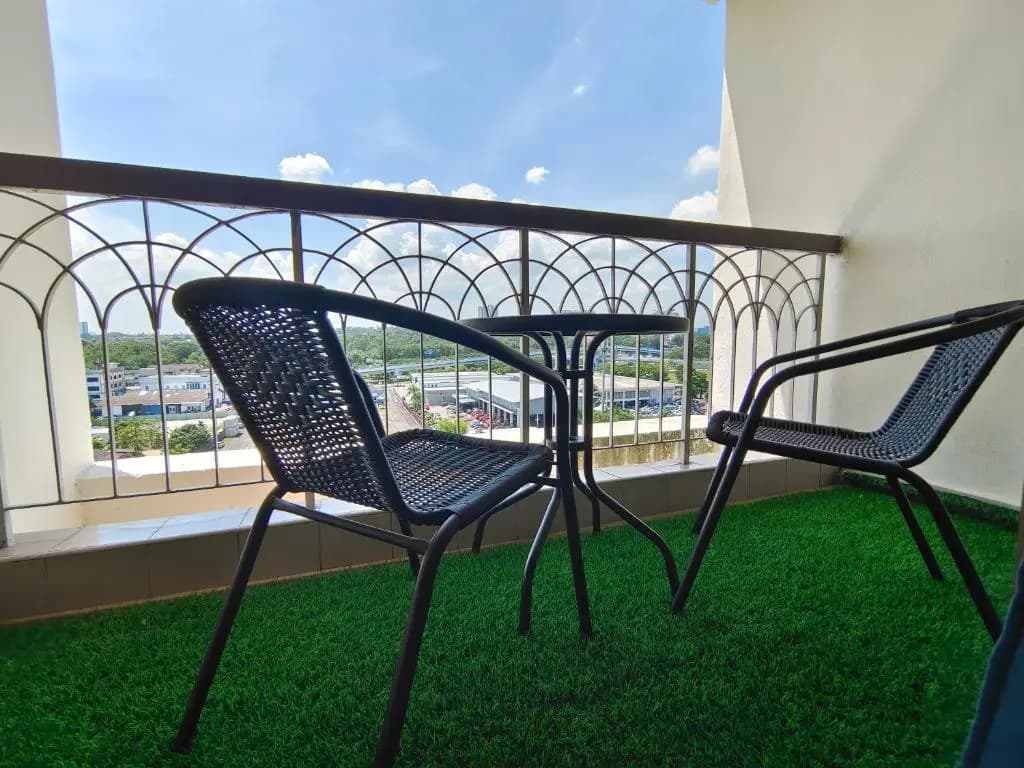 Adra Homestay, Danga Bay Apartment , JB town 3 rooms - photo 3