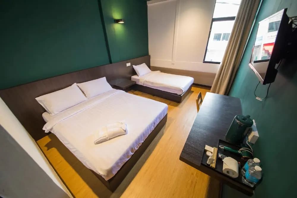 Room V Jalan Jenang - photo 5