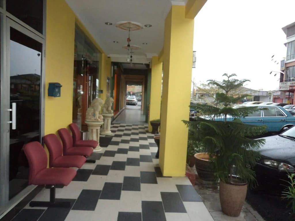 OYO 424 KK Inn Hotel - photo 17