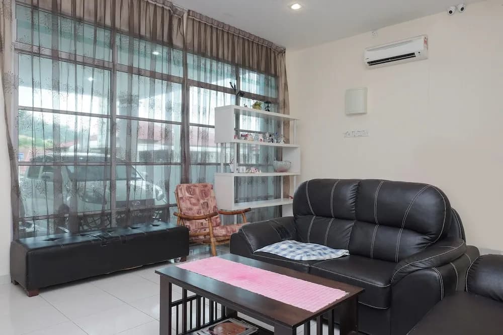 Urbanstay Kuantan by OYO Rooms - photo 12