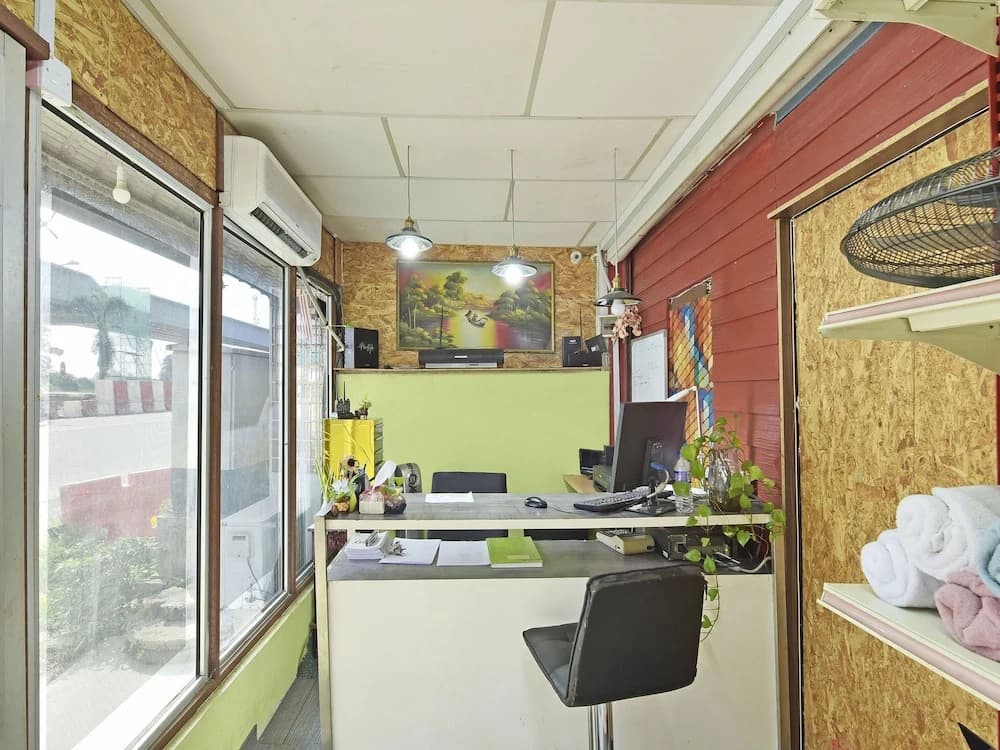 Wakaf Bharu Inn by OYO Rooms - photo 9