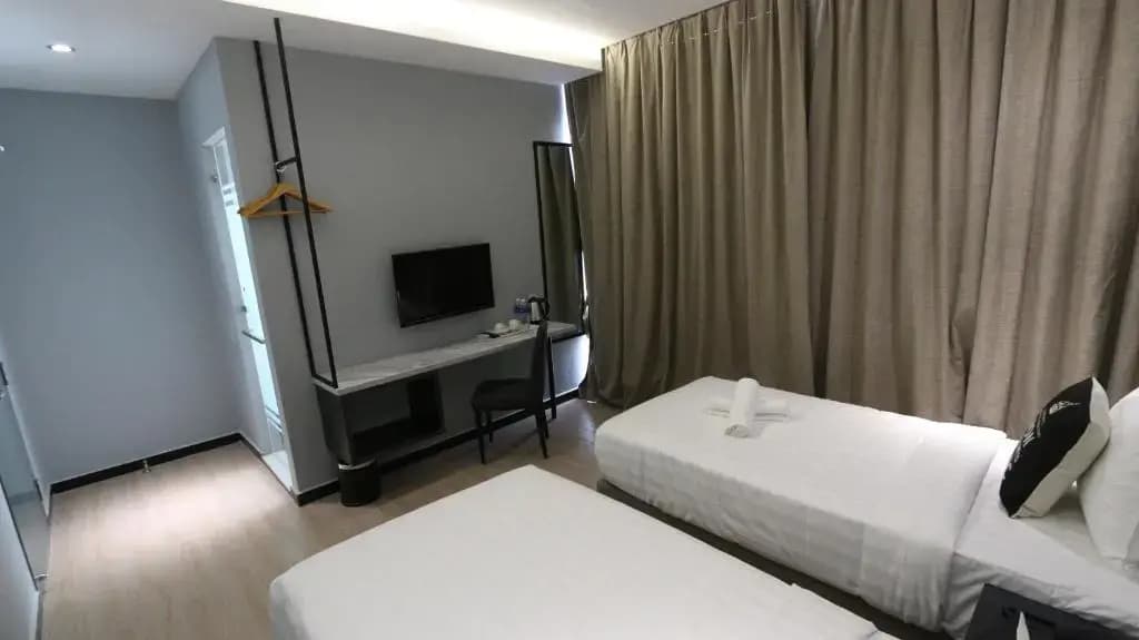 Hotel 99 Sepang Klia - photo 6