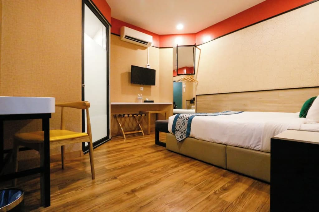 Golden Roof Hotel Seri Iskandar - photo 6