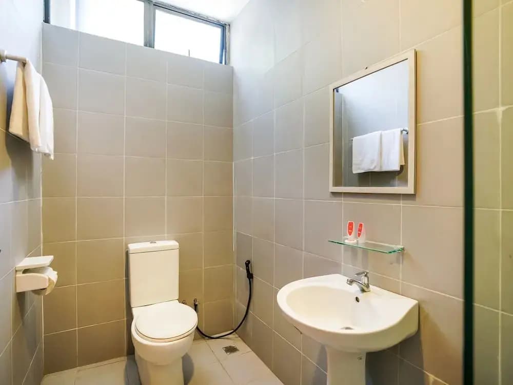 OYO 89603 Treeline Urban Inn - photo 10