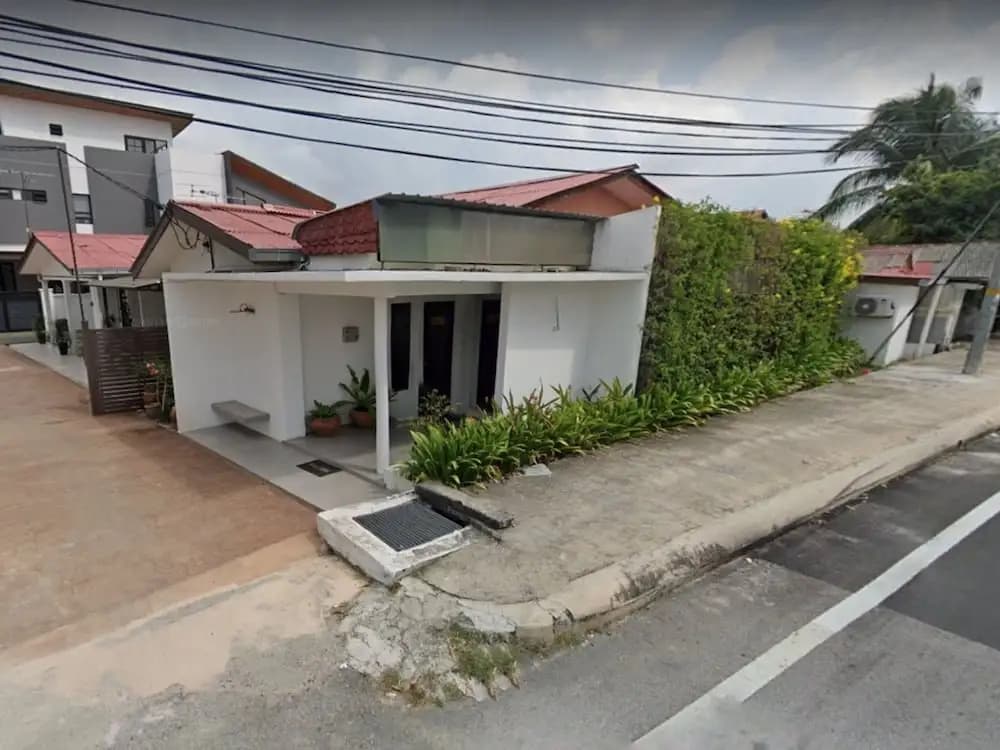 Oyo 90046 Bangi Guest House - main photo
