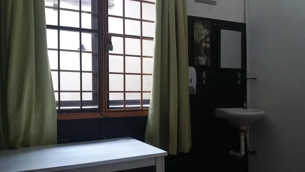 Roof Top Guest House Melaka - photo 8