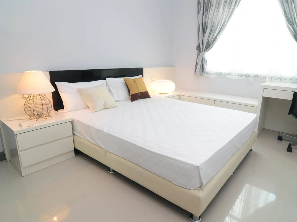 D'Embassy Serviced Residence Suites - photo 2