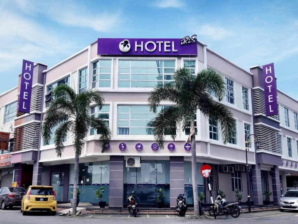 Iris Hotel Kajang - photo 23