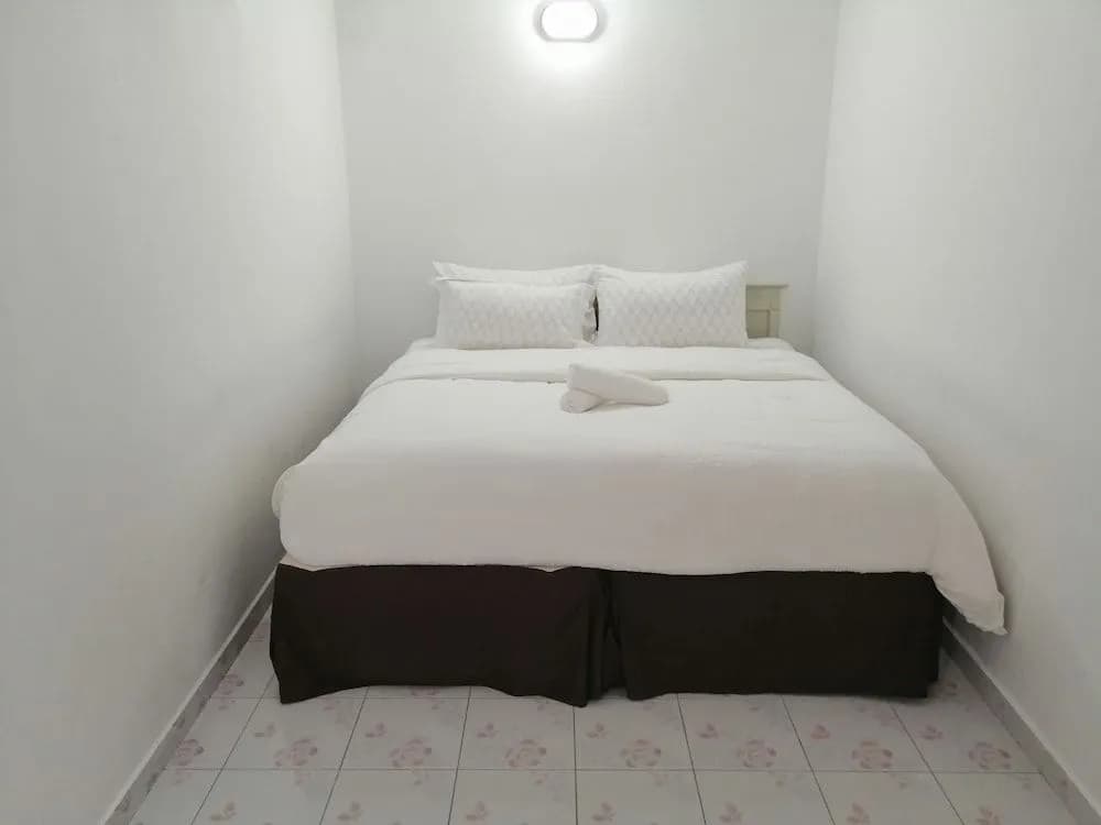 Sri Kencana Motel - photo 17