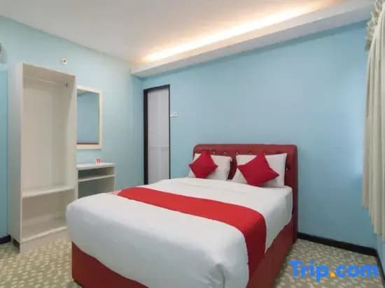 Star Hotel - photo 2