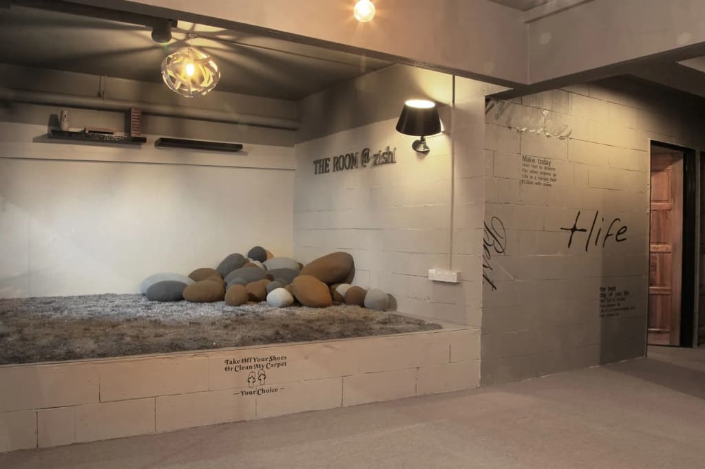 The Room @ Zishi Hostel - photo 17