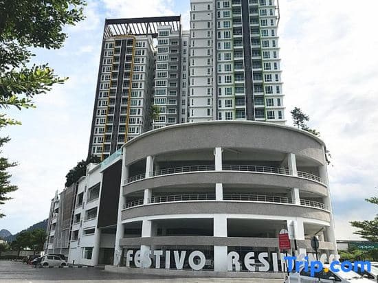 Ipoh D Festivo Suites 6-10Pax 10Mins to Sunway Tambun by Iwh - photo 1