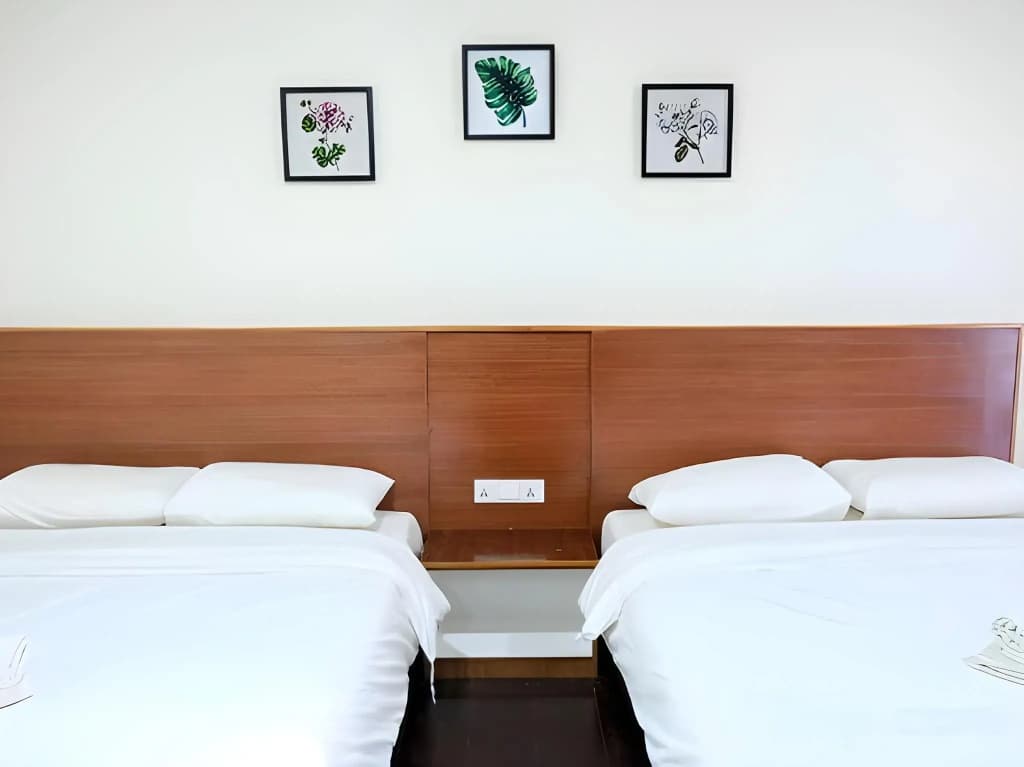 Landcons Hotel - photo 4