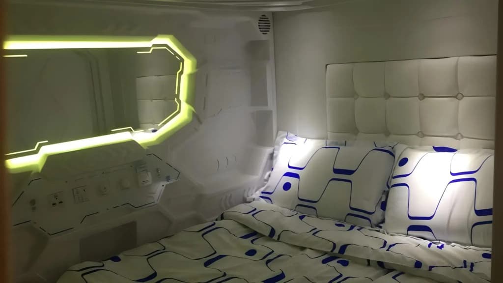 Space Capsule Hotel - photo 2