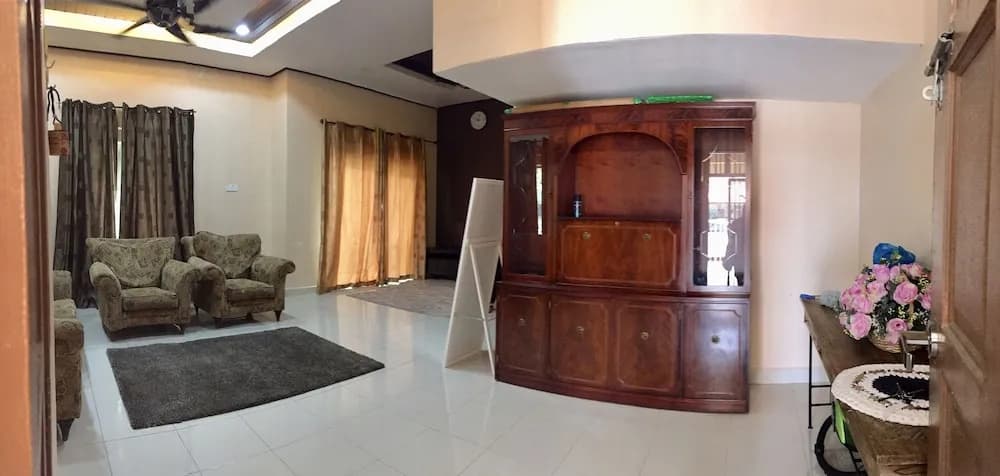 Lily Homestay Kangar - photo 5