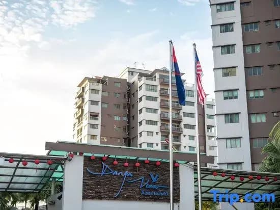 A Modern 3BR Home Near Danga Bay, Free Parking - photo 1