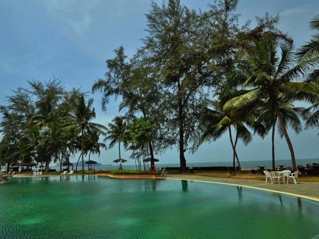 Legend Cherating Beach Resort - photo 4