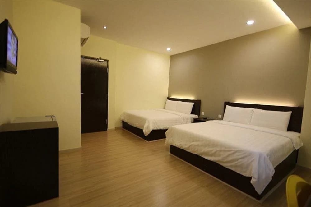 88 Hotel - photo 3