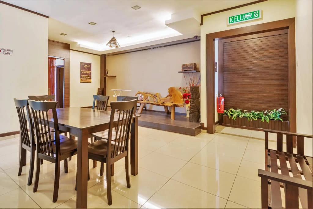 Kesang Laut Hotel - photo 17