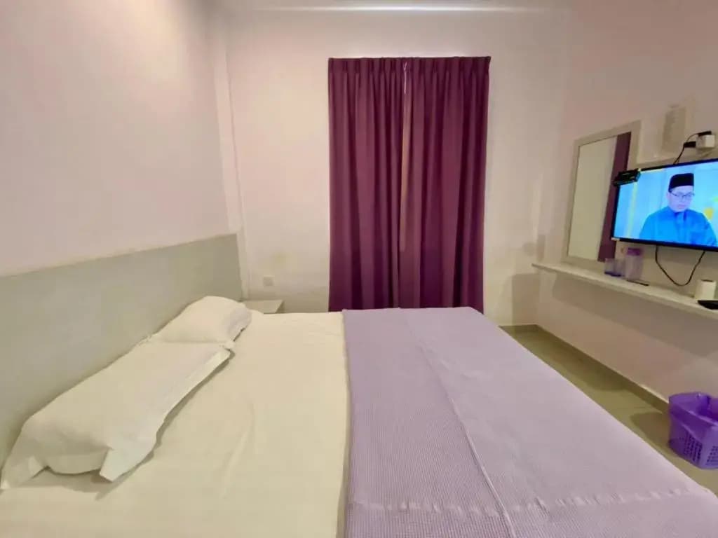 Lavender Riverside Hotel - photo 4