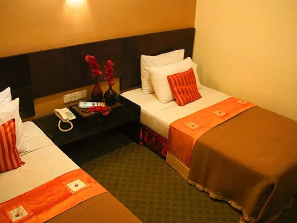 D'Oriental Inn - photo 3